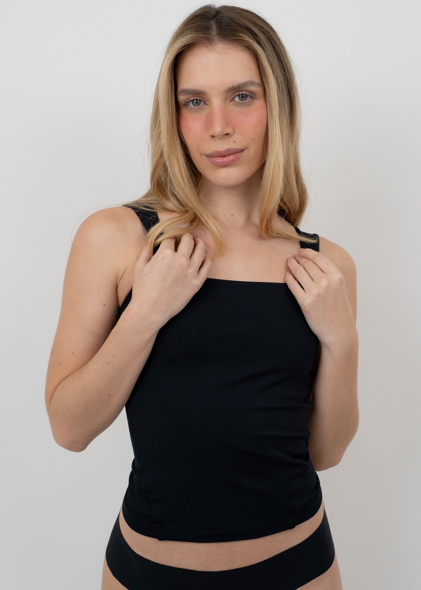 Baby Tee Miami Negra